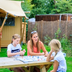 veluwe safarilodge tent zandhegge (1).jpg