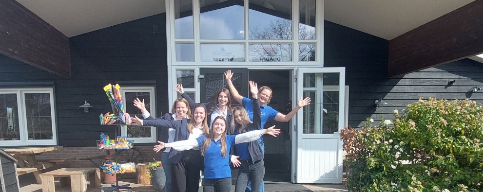 Receptie team 2025 (2).jpg Receptie team 2025 (2).jpg