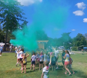 2024 colorrun recreatie (17) - kopie.jpg