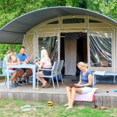 Lodgetent.jpg
