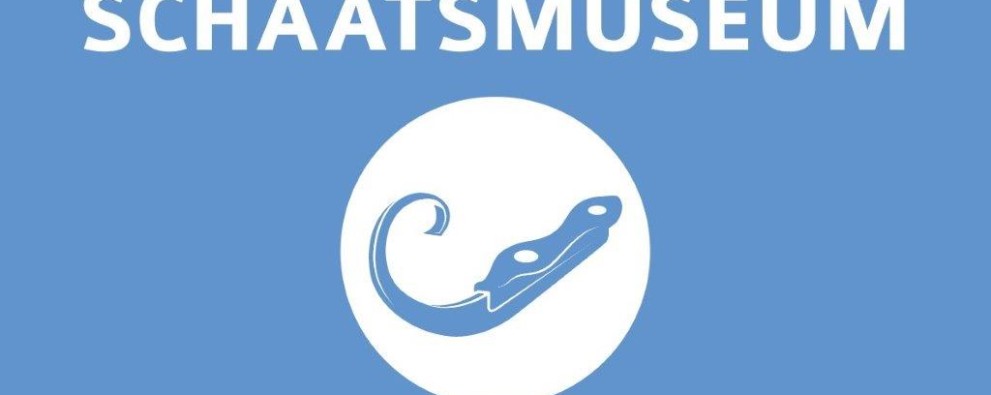 logo museum.jpg
