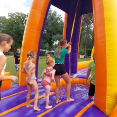 2024 recreatie springkussen.jpg