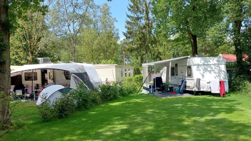Kampeerplaats2 XL.jpg